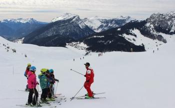 Colonie de vacances cours de ski pour enfant de 6 - 10 ans